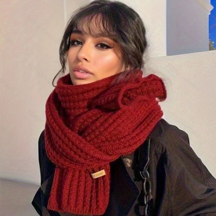 Donna | Knitted Scarf 1+1 FREE