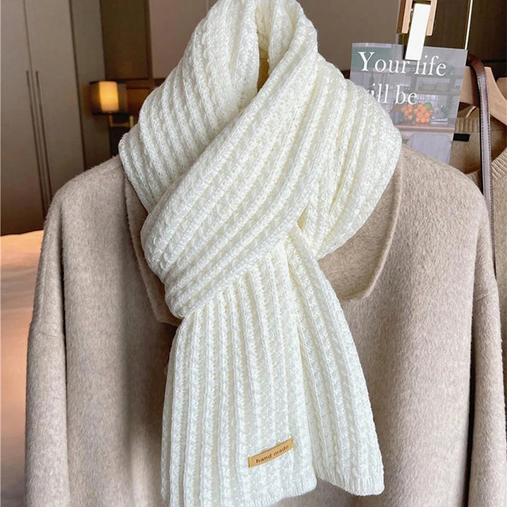 Donna | Knitted Scarf 1+1 FREE