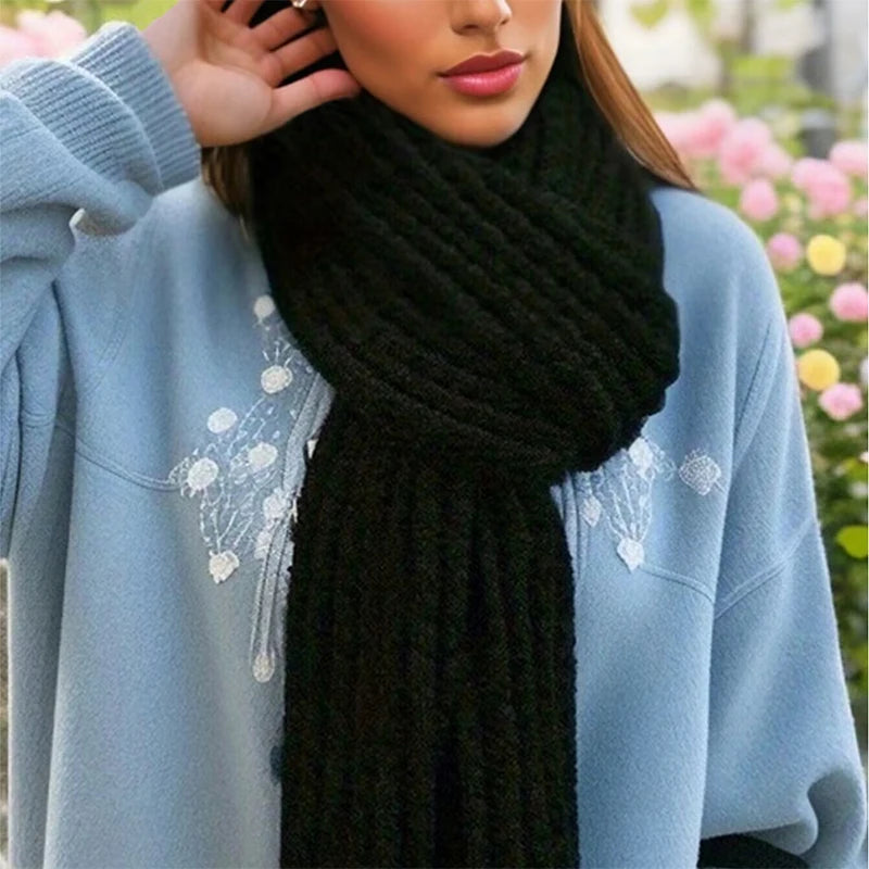 Donna | Knitted Scarf 1+1 FREE