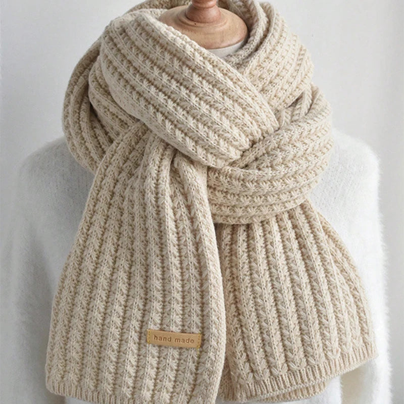 Donna | Knitted Scarf 1+1 FREE