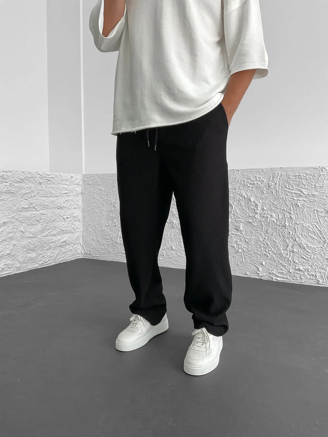 Mike | Ribbed Straight Pants